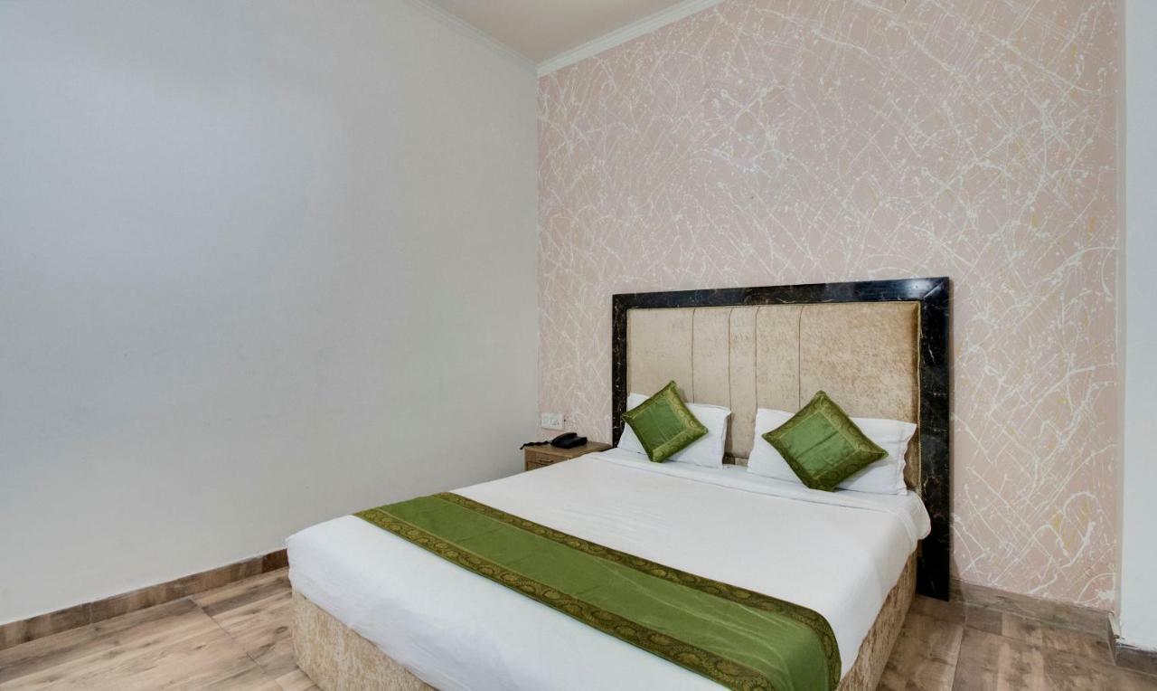 Itsy By Treebo - Royale Inn Meerut Esterno foto