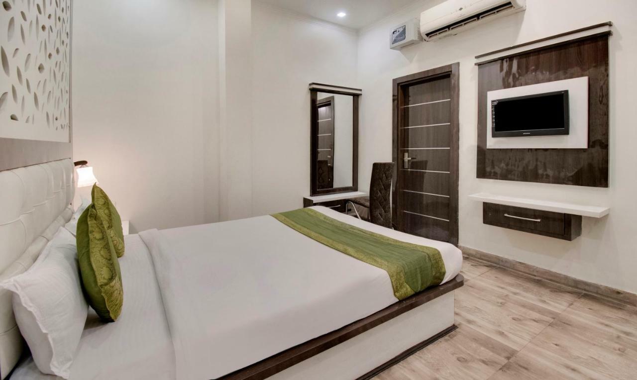 Itsy By Treebo - Royale Inn Meerut Esterno foto